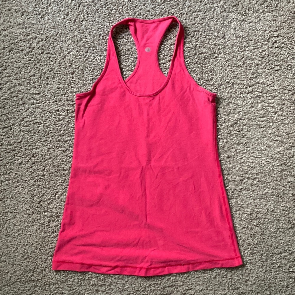 Lululemon (10) fitted tank top - Picture 1 of 4